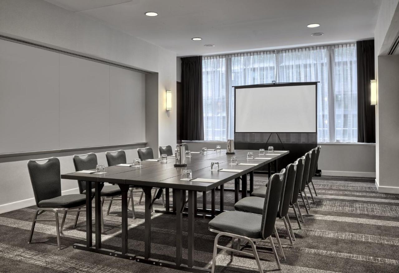 Loews Hotel 4*
